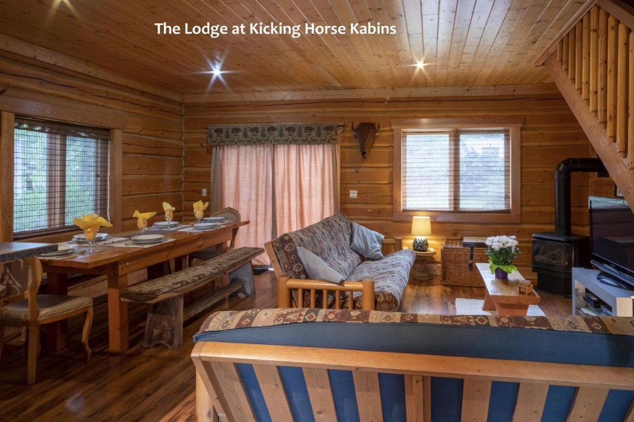 غولدن Kicking Horse Kabins المظهر الخارجي الصورة